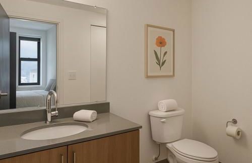 Prime 2BR Stay Five Points and Nightlife 7th - Photo 27