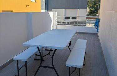 Apartamento moderno con terraza y chimenea, vistas al mar, 6 personas, Saúde Doce - Foto 6