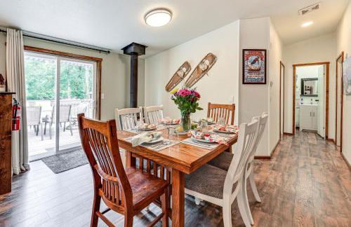 Gateway to Mt Rainier Riverfront Haven with Hot Tub - Foto 6