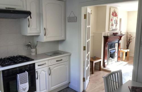 Brookside Retreat, Dog Friendly - Photo 3