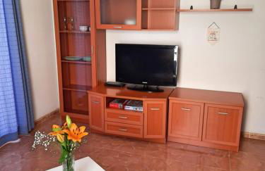 Apartamento playero con vistas a la montaña - Foto 9