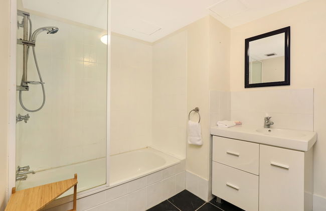 Palmerston Tower on Southport Broadwater - Foto 24