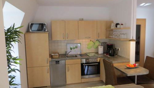 Weisses-Haus-am-Kurpark-Fewo-Waldblick - Foto 5