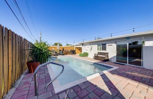 Game Room, Patio! Lake Worth Beach Family Retreat - Foto 1