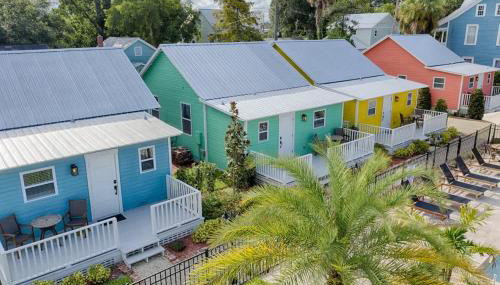 Quaint Cottage with Private Pool-Walk to Everything - Foto 2