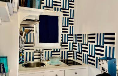 MARILISE - La maison blue private garden & terrace - Foto 12