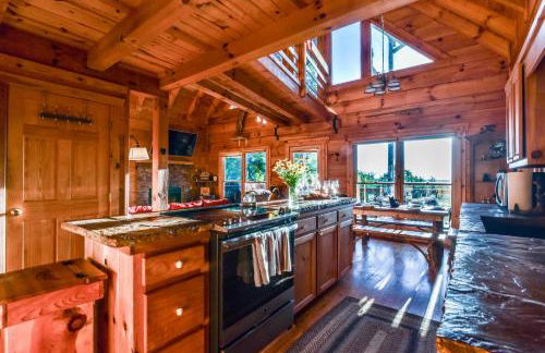 Amazing Views~Secluded Retreat~HotTub~GameRoom - Foto 24