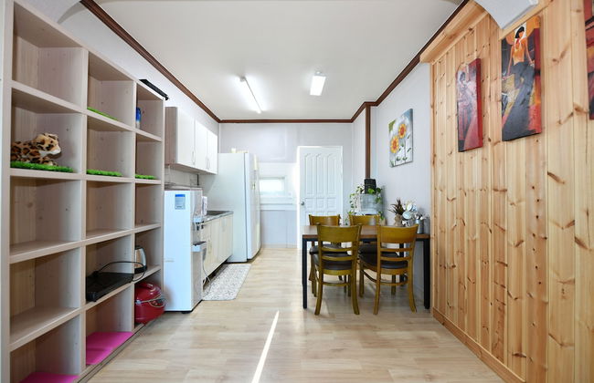 Sokcho Daemyung Pension - Photo 25