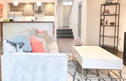 Modern 2 Bedroom by Midtown Walk Distance to Bars and Restaurants - Foto 16