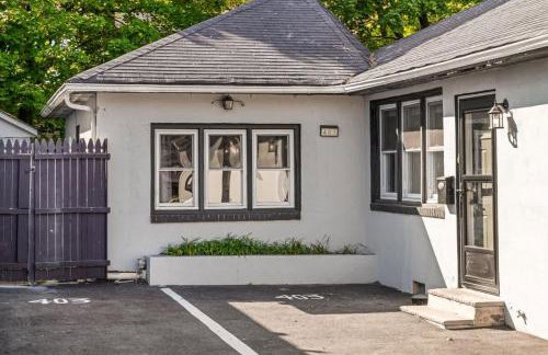 3BR Home 2 Baths Bonus Room, Minutes to NYC - Photo 35