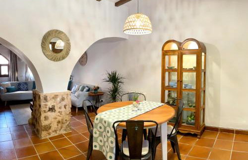 MASÍA de SAN JUAN CASA NÚMERO 15 en Castillo con piscina, Aire Acondicionado y terraza privada - Photo 12