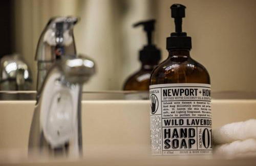 Serene and Spacipus 5BR Home In A Hill Near San Francisco - Foto 12