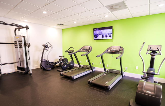 Entire Studio With Free Shuttle to Disney - Foto 57