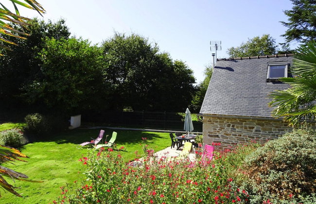 Holiday Home in Guerlesquin Near Lake - Foto 13