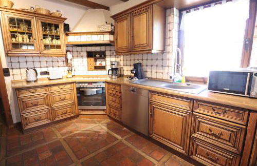 Ferienhaus mit Schwimmbad, Whirlpool & Sauna am Nürburgring - Foto 22