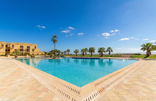 Harbour Views Gozitan Villa + Shared Pool - Photo 17