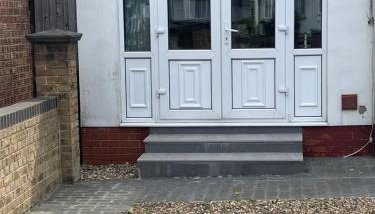 Luxury Studio in Wembley - Photo 2