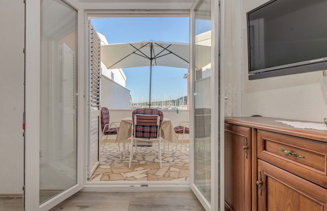 Seafront apt With Balcony, sea View and Mooring - Foto 17