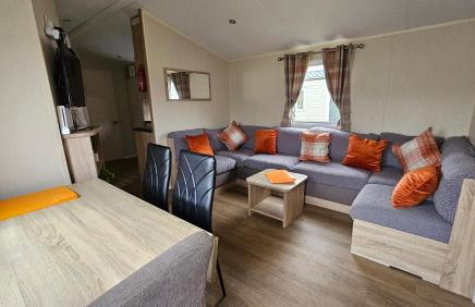 Great Yarmouth 10 Berth KP Holiday Home - NOW with Linen - Photo 19