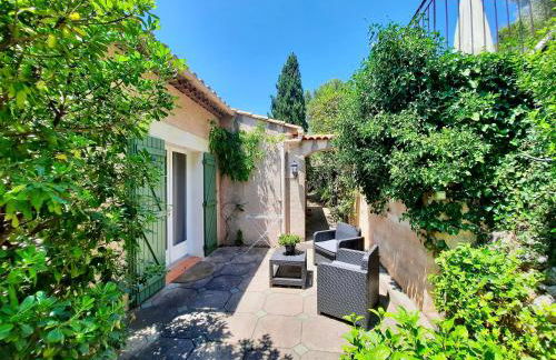 Les Restanques de Toucas - Studio dans villa avec jardin et piscine partagée - Foto 6