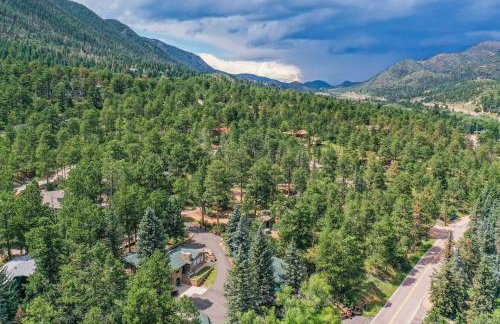 The Stone Lodge - Sleeps 15 - Hot Tubs - Game Room - Foto 42