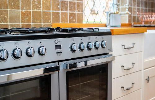 Cosy 3 Bed Cottage-Gloucester-Parking-Garden-Free Hot Tub Weekends-Work or Leisure - Foto 35