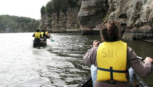 Stunning Cabin with Spa Perfect for Outdoor Sports in Carbondale, Illinois - Foto 3