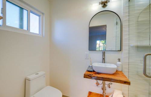 Seaside Home with Hot Tub and Patio Close to Beaches! - Foto 15