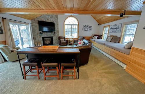 NEW Single family home with spectacular views and lots of space Privacy convenience and style - Foto 35