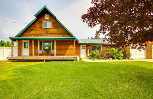 Spirit Lake Home with Fenced Yard 1 Mi to Water! - Foto 1