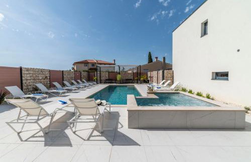 PINNA RESIDENCE - Datul - Foto 19