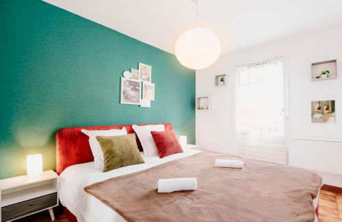 SPÉCIAL COUPLE & FAMILLE - Lit Queen Size - NETFLIX - Climatisation - Terrasse Plein Sud - 2 min Centre-Ville - 6 min Mer - Wifi 400 Mbits Parking privé - OFFRE SPÉCIALE - Foto 3