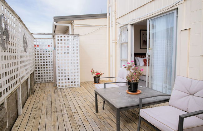 Tuki Tuki Motel - Photo 30