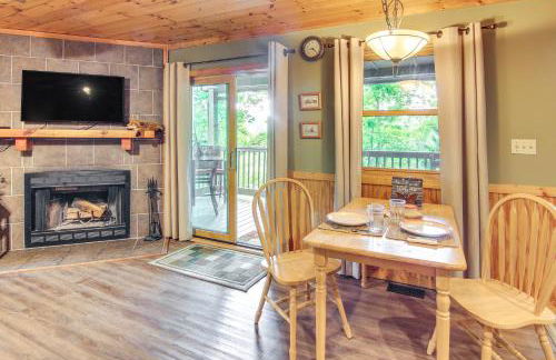 Fox Den with Hot Tub! 22 Mi to Cataloochee Skiing - Foto 8