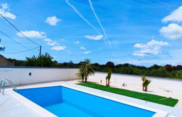 Villa Polis - Foto 1