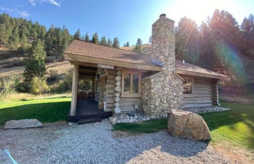 Montana Mountain Glamping: Charming Log Cabin with a Private Hot Tub in Darby - Foto 11