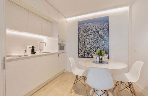 Location Location Location F42 - Photo 14