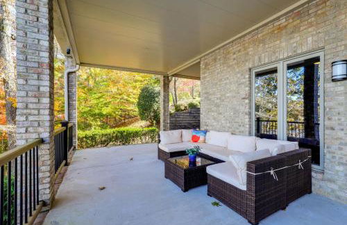 Lakefront Haven with Hot Tub and Game Room in Hickory! - Foto 35