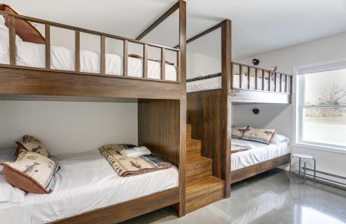 Patio and Parking! Modern Bunkhouse Near Lake Erie - Foto 12