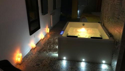 L’Appar(T) du Grand Bois - Jacuzzi - - Foto 4