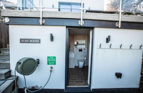 THE ANNEXE AT UPPER BEACH HOUSE - Photo 38