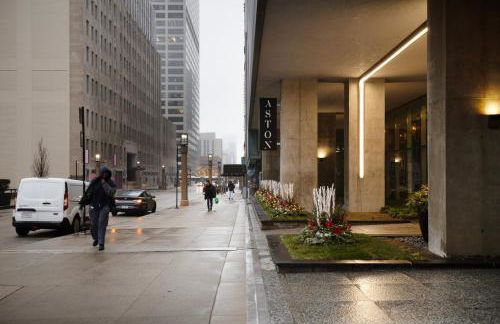 Blueground Streeterville pool gym nr Pier CHI-1168 - Foto 49