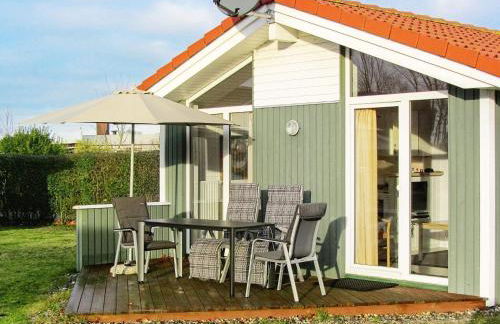 4 person holiday home in GROEMITZ - Photo 1