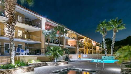 Unique 3BR, 1 of 5 Condos w/Huge Poolside Patio, Steps to Beach & Pier, Gated - Foto 1
