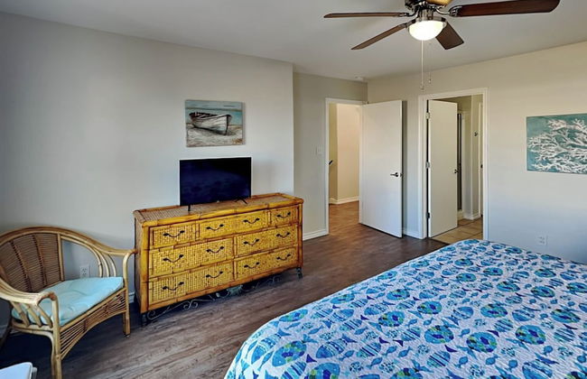 Sol Searcher by Silver Sands Vacation Rentals - Photo 14