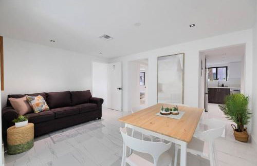 2BR near Bal Harbour beautiful - Foto 1