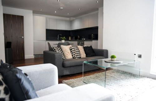 Modern 2 bedroom apartment - city centre - parking - Foto 3