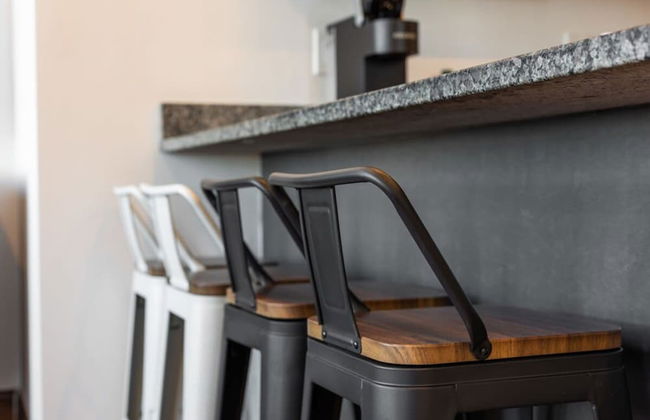 Sosuite 3BR Apt w Balcony, W/d, Gym, On-site Bar - Foto 12