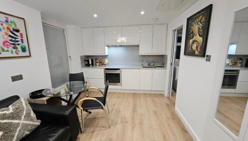 Ground Floor-Modern-Cosy-Private-Whitefield Studio - Foto 2