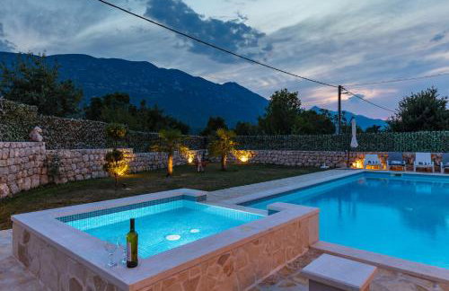 Villa POQUITO, heated pool - Zagvozd, Makarska region - Foto 14